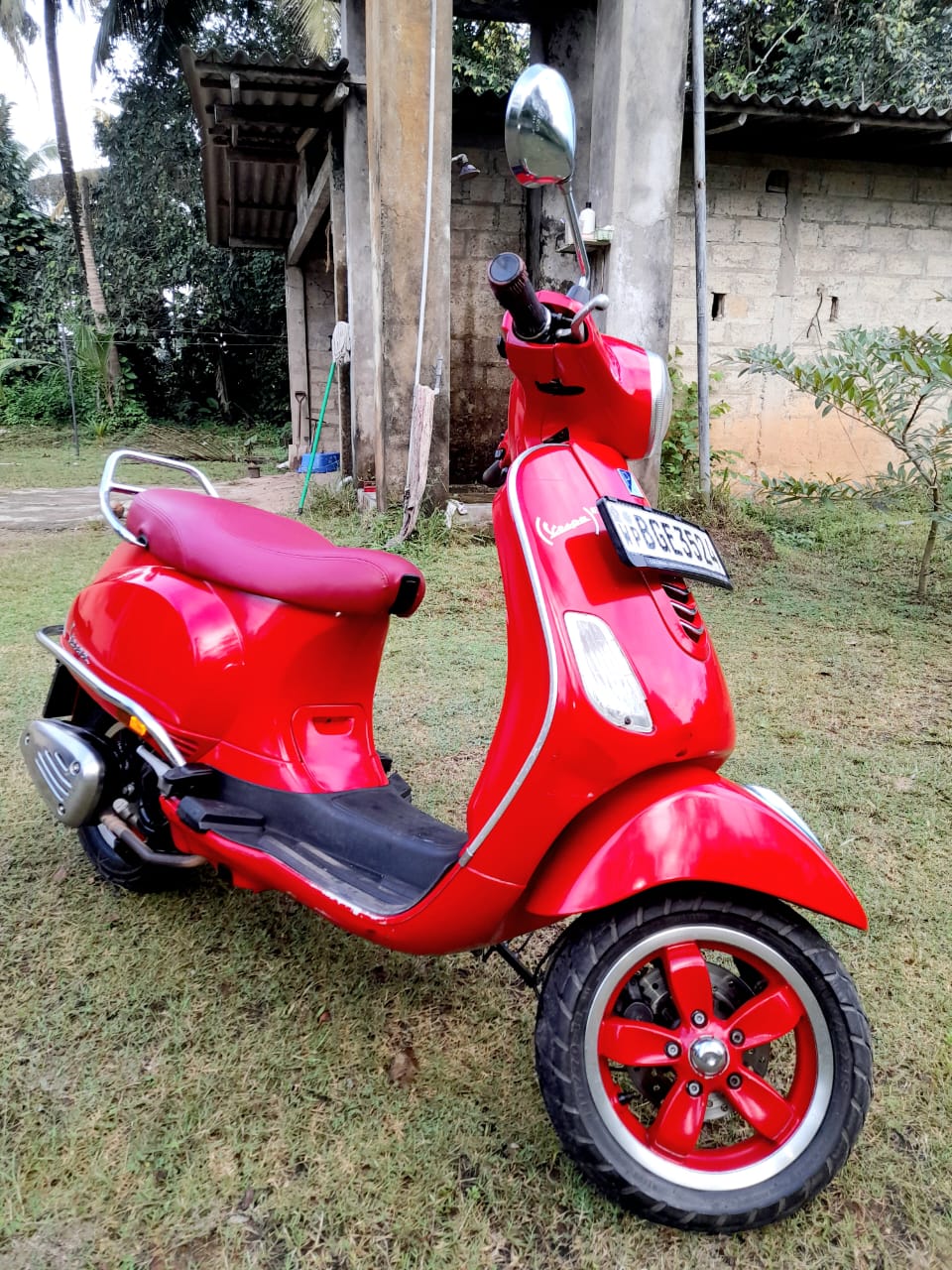 Скутер Vespa, Велигама, Шри-Ланка, 540.00$ в месяц