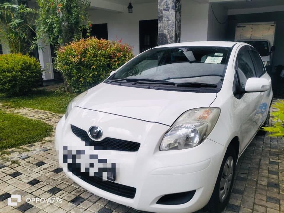 Аренда машины, Toyota Vitz, Матара, Шри-Ланка, 0.00$ в день