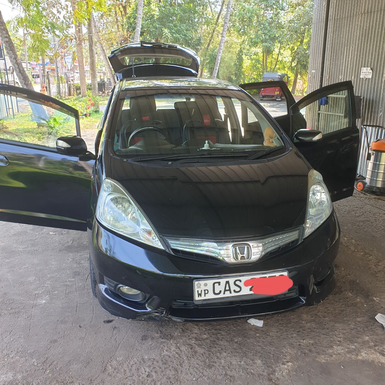 Аренда машины, Honda Fit, Коломбо, Шри-Ланка, 0.00$ в день