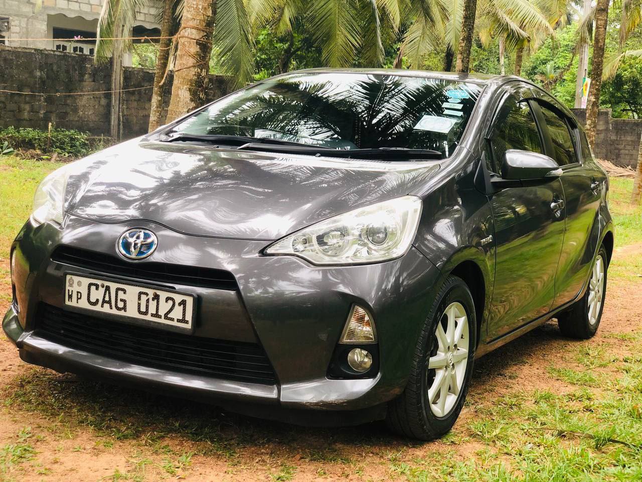 Аренда машины, Toyota Aqua, Коломбо, Шри-Ланка, 0.00$ в день