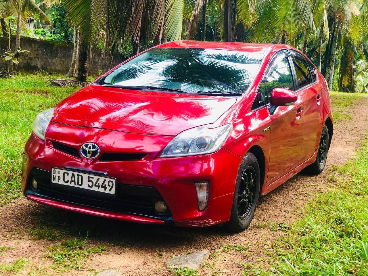 Аренда машины Toyota Prius, Коломбо, Шри-Ланка, 0.00$ в день