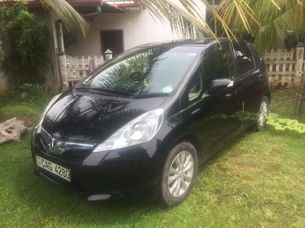 Аренда машины Honda Fit, Галле, Шри-Ланка, 0.00$ в день